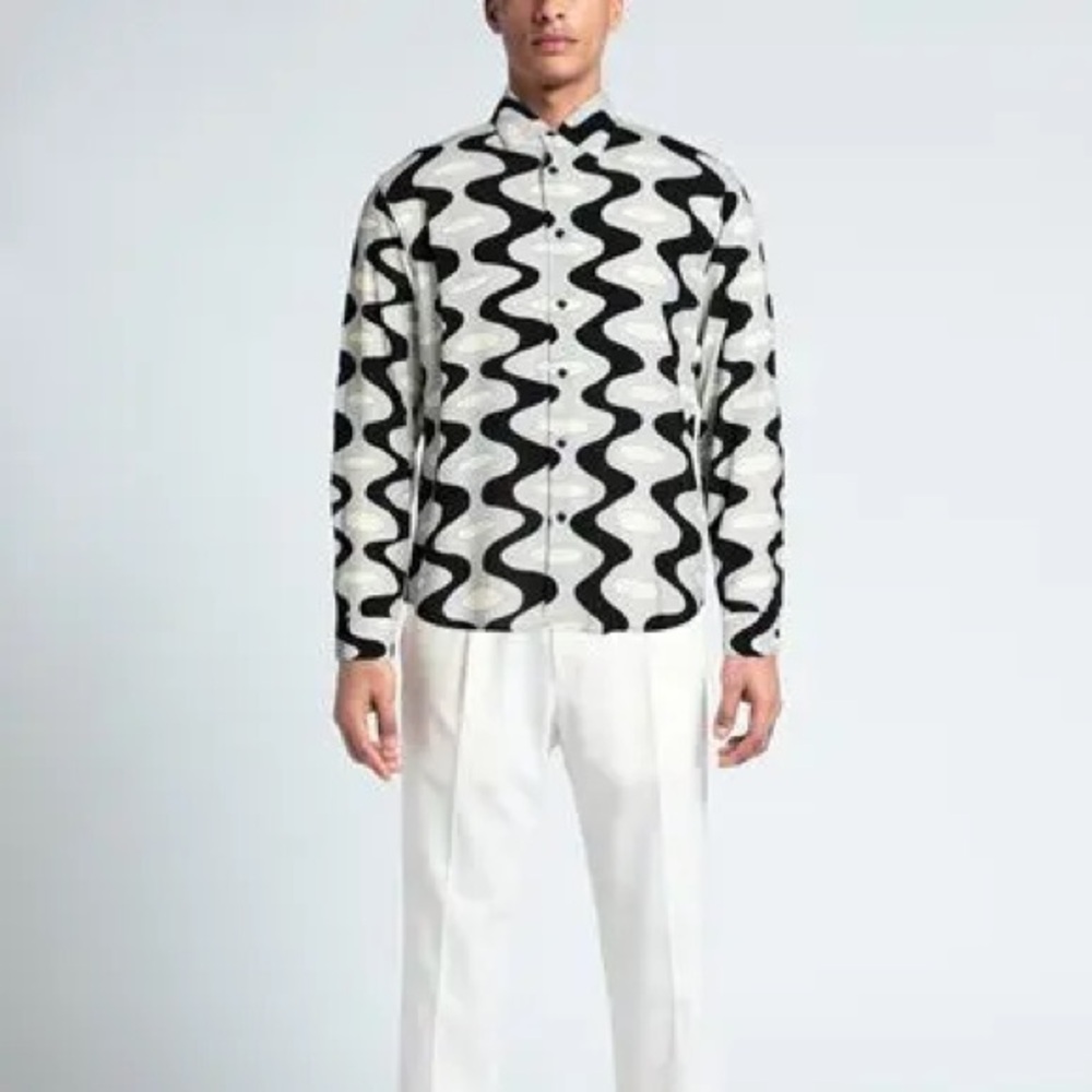Sandro Wavy Geo Print Button Down Shirt - Picture 2 of 2